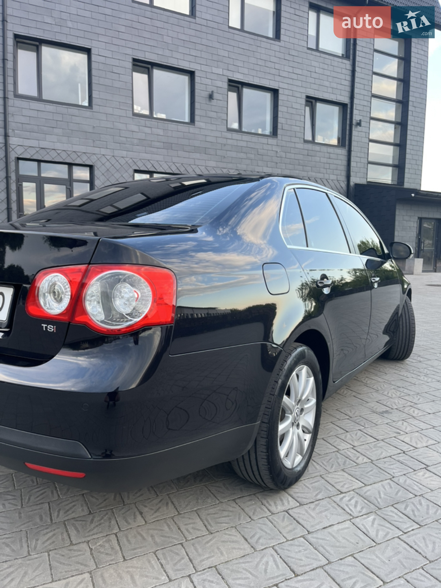 2010 Volkswagen Jetta - мініатюра 22