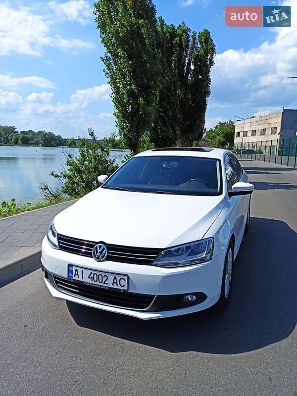 Седан Volkswagen Jetta 2014 в Василькові