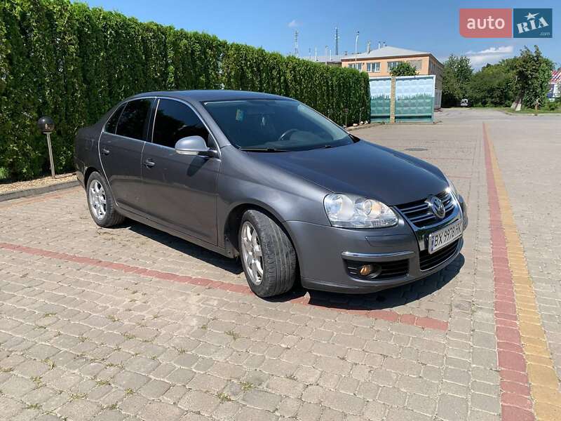 Седан Volkswagen Jetta 2006 в Дунаевцах