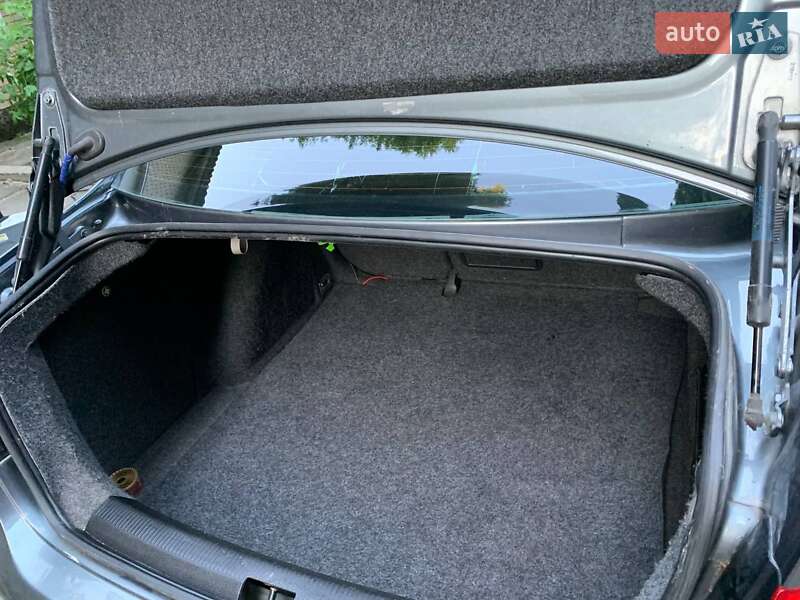 Седан Volkswagen Jetta 2006 в Дунаевцах