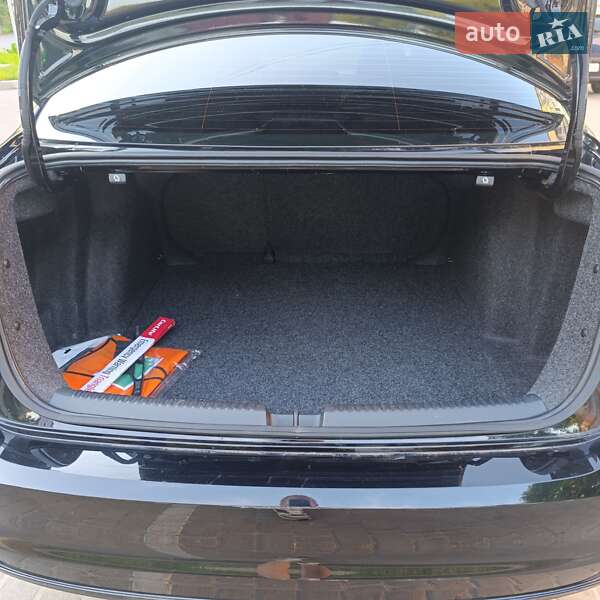 Седан Volkswagen Jetta 2017 в Ніжині фото 16 Седан Volkswagen Jetta 2017 в Ніжині