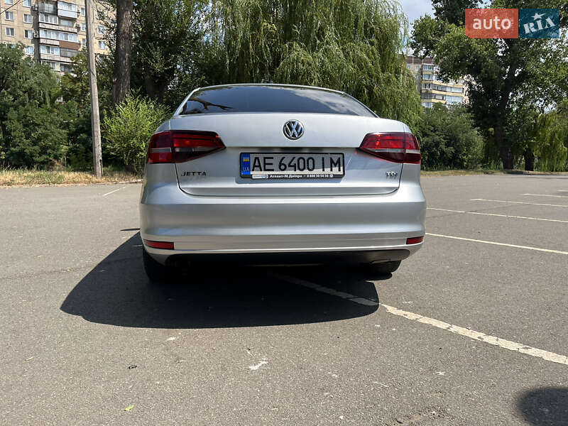 Седан Volkswagen Jetta 2016 в Кривому Розі