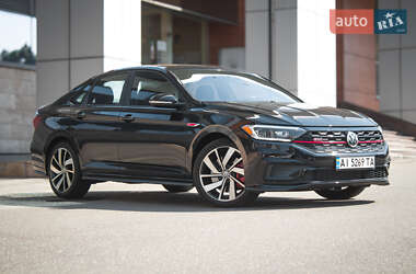 Седан Volkswagen Jetta 2021 в Києві