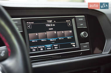 Седан Volkswagen Jetta 2021 в  фото 17 Седан Volkswagen Jetta 2021 в