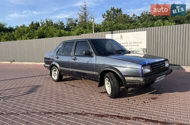Седан Volkswagen Jetta 1988 в Сарнах