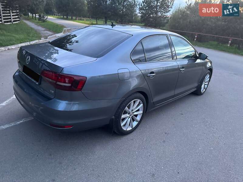 Седан Volkswagen Jetta 2016 в Ужгороде фото 5 Седан Volkswagen Jetta 2016 в Ужгороде