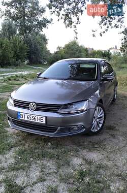 Седан Volkswagen Jetta 2012 в Полтаві