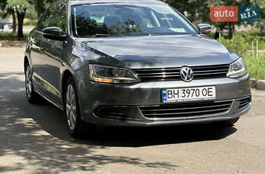 Седан Volkswagen Jetta 2014 в Одесі