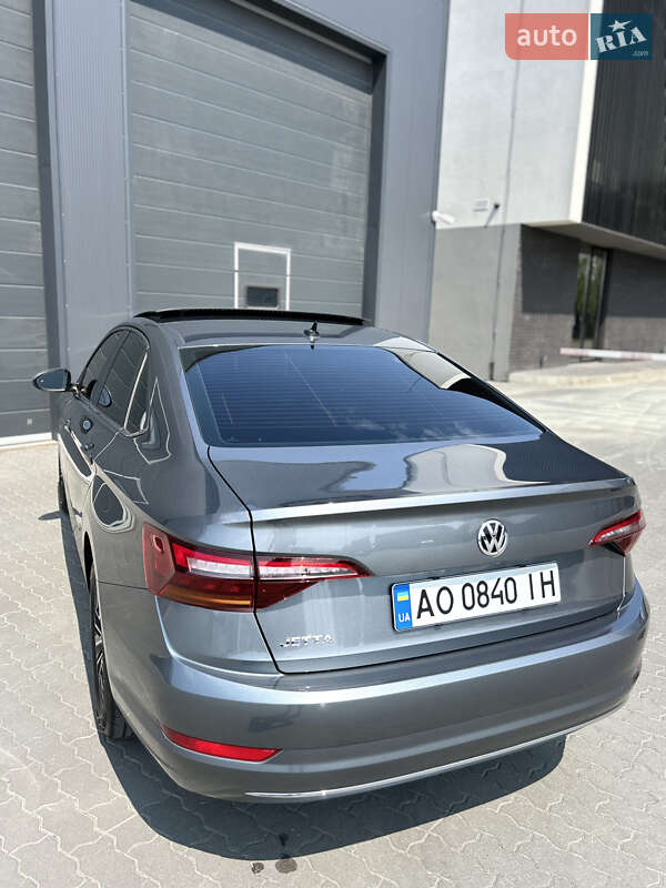Седан Volkswagen Jetta 2019 в Ужгороді фото 8 Седан Volkswagen Jetta 2019 в Ужгороді