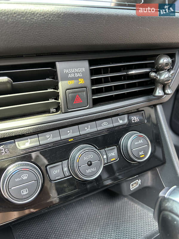 Седан Volkswagen Jetta 2019 в Ужгороді фото 20 Седан Volkswagen Jetta 2019 в Ужгороді