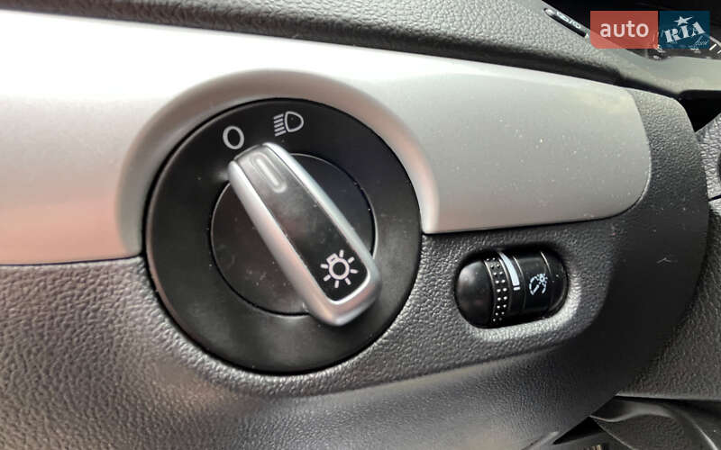 Седан Volkswagen Jetta 2012 в Стрые