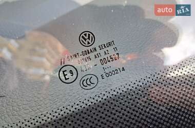 Седан Volkswagen Jetta 2012 в 