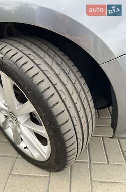 Седан Volkswagen Jetta 2013 в 