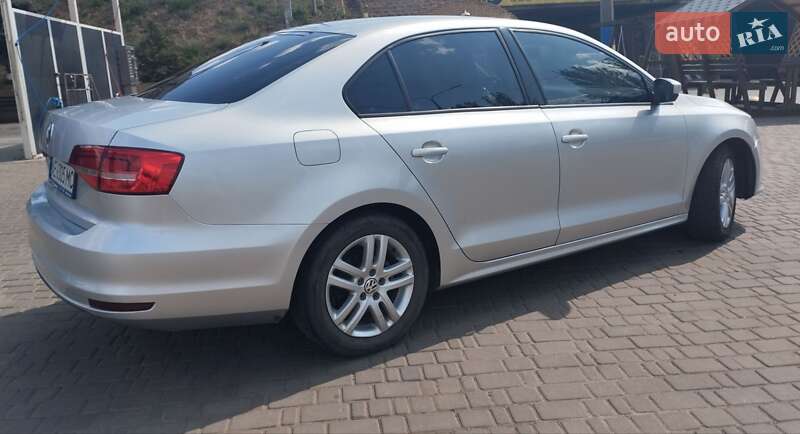 Седан Volkswagen Jetta 2014 в Кривому Розі
