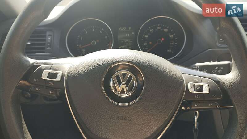 Седан Volkswagen Jetta 2014 в Кривому Розі