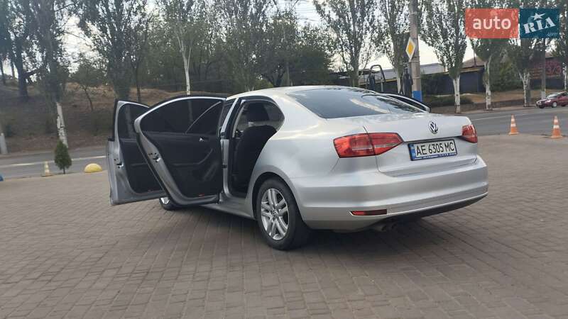 Седан Volkswagen Jetta 2014 в Кривому Розі