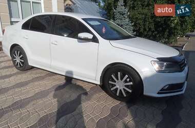 Седан Volkswagen Jetta 2011 в 