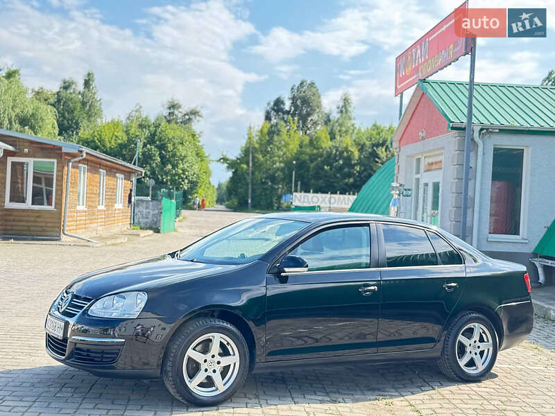 Седан Volkswagen Jetta 2009 в Харкові