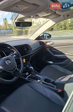 Седан Volkswagen Jetta 2018 в 