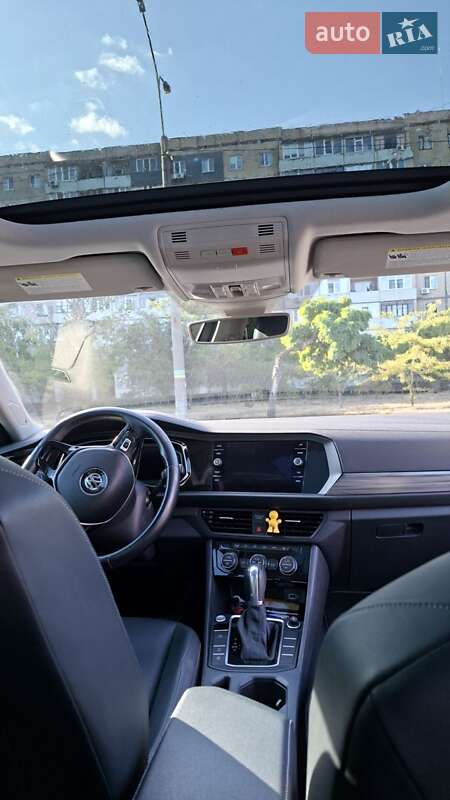 Седан Volkswagen Jetta 2018 в Каменском фото 48 Седан Volkswagen Jetta 2018 в Каменском