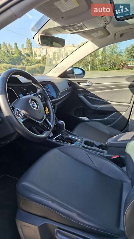 Седан Volkswagen Jetta 2018 в Каменском фото 52 Седан Volkswagen Jetta 2018 в Каменском