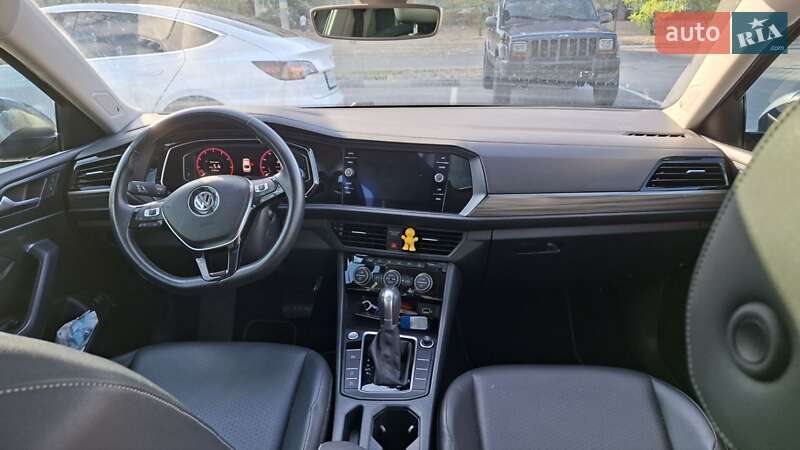 Седан Volkswagen Jetta 2018 в Каменском фото 55 Седан Volkswagen Jetta 2018 в Каменском