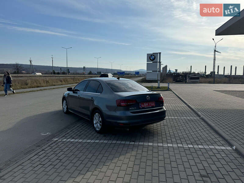 Седан Volkswagen Jetta 2016 в Ужгороді фото 9 Седан Volkswagen Jetta 2016 в Ужгороді
