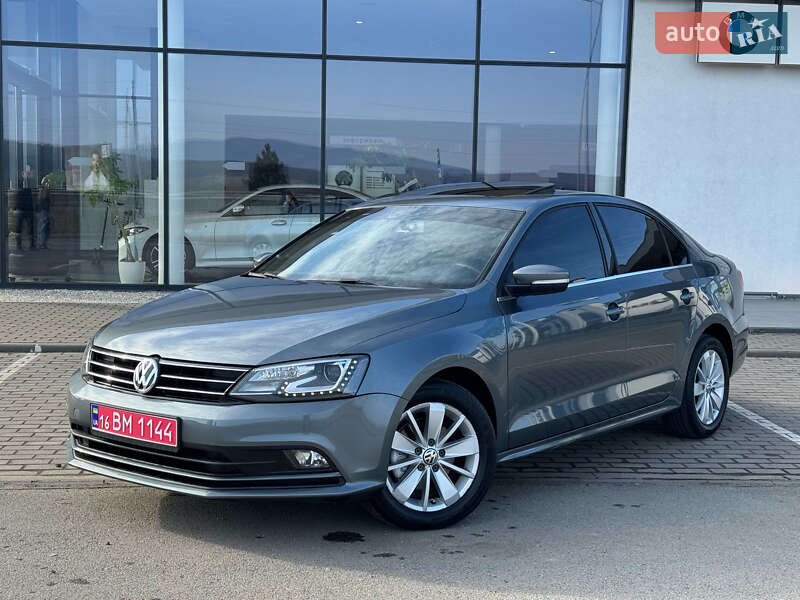 Седан Volkswagen Jetta 2016 в Ужгороді фото 18 Седан Volkswagen Jetta 2016 в Ужгороді