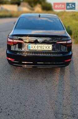 Седан Volkswagen Jetta 2019 в 