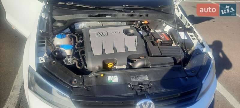 Седан Volkswagen Jetta 2016 в Боярке