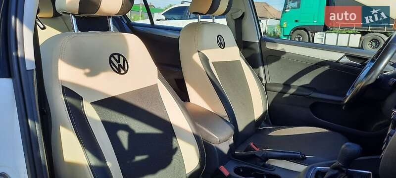 Седан Volkswagen Jetta 2016 в Боярке