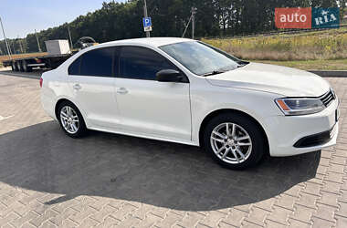 Седан Volkswagen Jetta 2014 в Луцьку