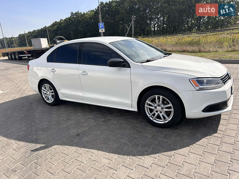 Volkswagen Jetta 2014