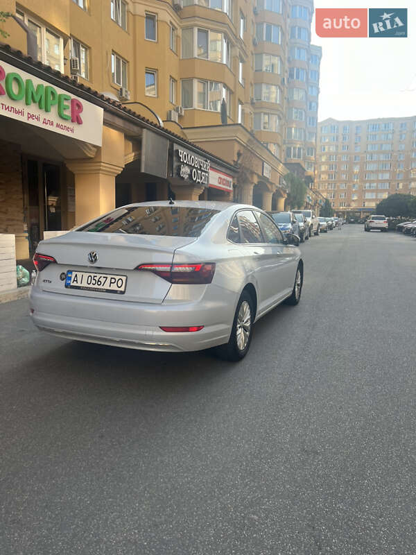 Седан Volkswagen Jetta 2018 в Барышевке