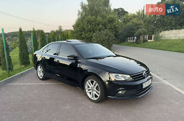 Седан Volkswagen Jetta 2015 в Прилуках