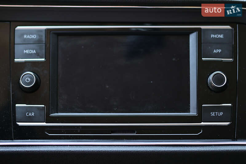 Седан Volkswagen Jetta 2018 в Львове