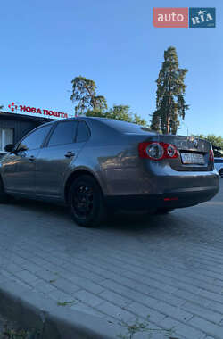 Седан Volkswagen Jetta 2006 в Киеве