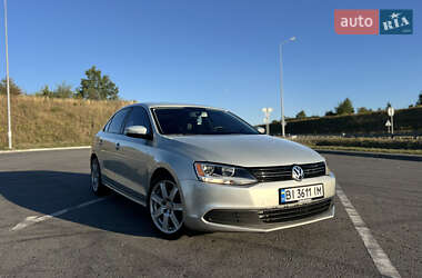 Седан Volkswagen Jetta 2010 в Полтаві