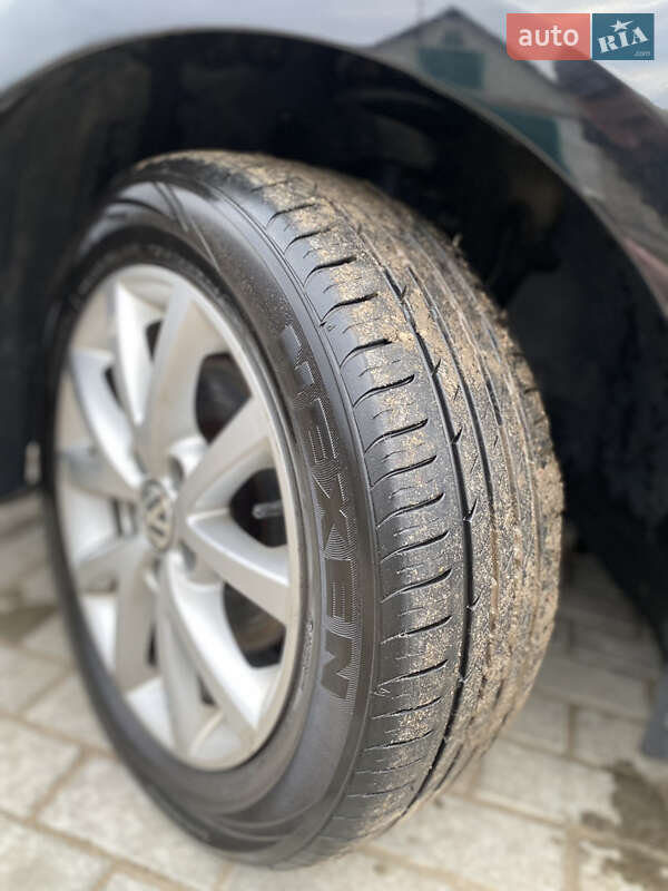 Седан Volkswagen Jetta 2011 в Харькове