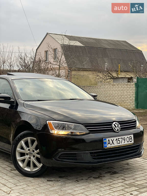 Седан Volkswagen Jetta 2011 в Харькове