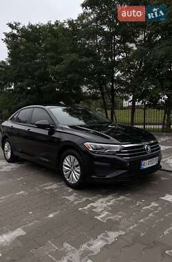Седан Volkswagen Jetta 2019 в Буче