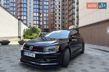 Седан Volkswagen Jetta 2014 в Дніпрі