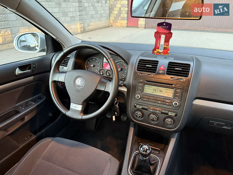 Седан Volkswagen Jetta 2006 в Луцке