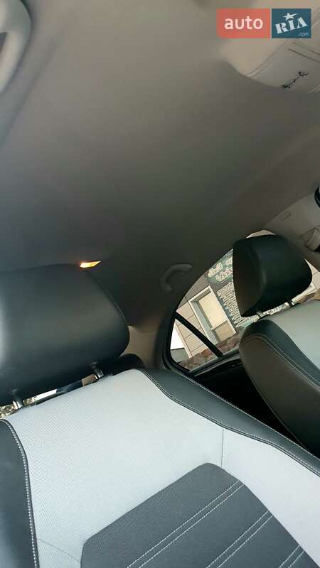 Седан Volkswagen Jetta 2016 в Тетієві фото 12 Седан Volkswagen Jetta 2016 в Тетієві