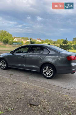 Седан Volkswagen Jetta 2013 в Верхнеднепровске