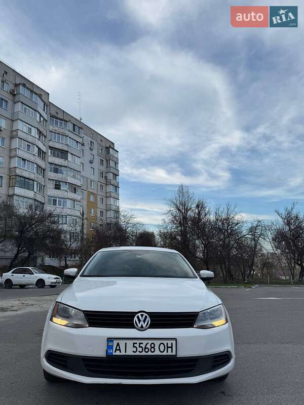 Седан Volkswagen Jetta 2011 в Києві