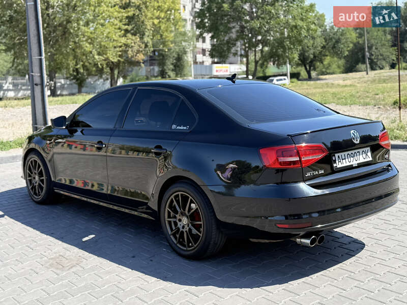 Седан Volkswagen Jetta 2015 в Каменском