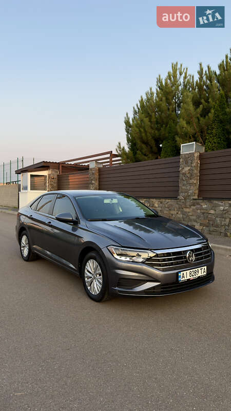 Volkswagen Jetta 2019