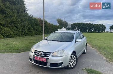 Седан Volkswagen Jetta 2007 в Дубні