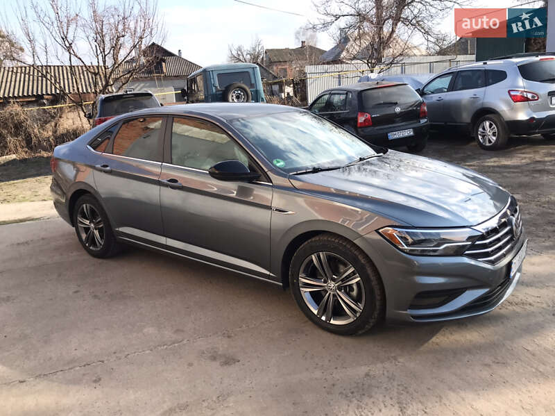 Седан Volkswagen Jetta 2020 в Лебедині